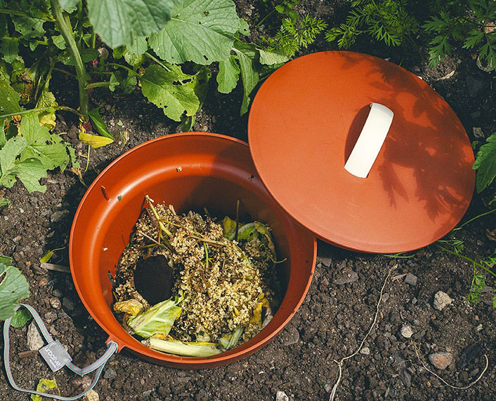 Un vermicompostador para parterres elevados 