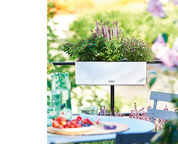 Jardineras con riego a mecha para tres macetas 