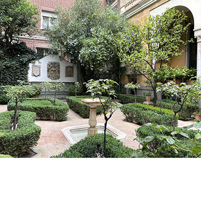 El primer patio en la actualidad